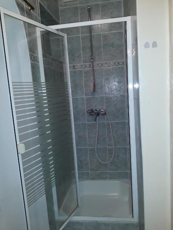 Flamingo Apartman Sopron Bagian luar foto